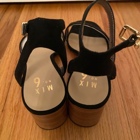 Mix No. 6 Black heels with straps - Picture 2 of 8